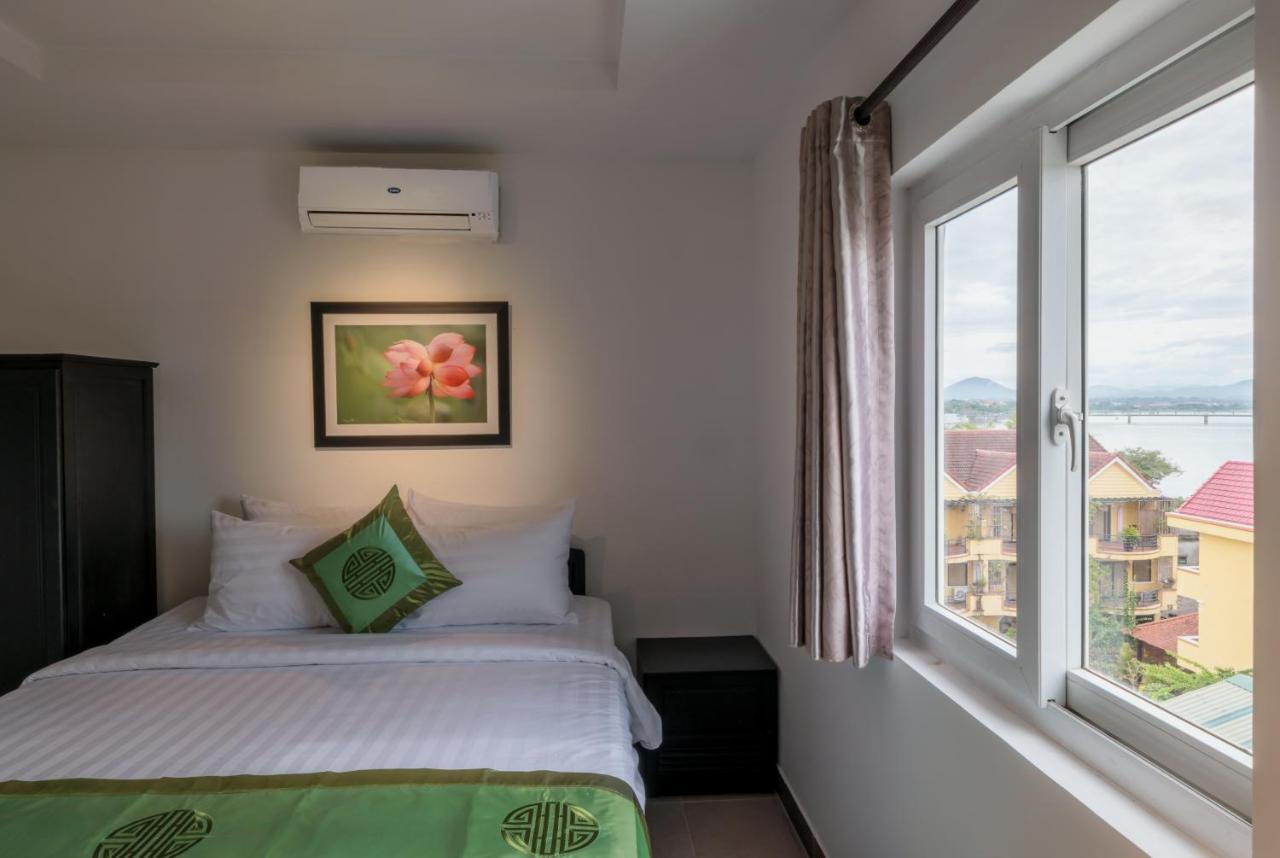 Charming Riverside Hotel Hue Dış mekan fotoğraf