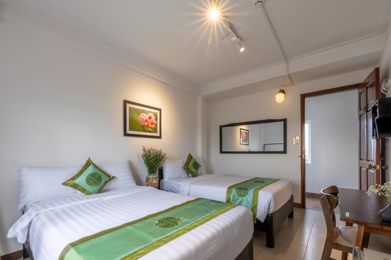 Charming Riverside Hotel Hue Dış mekan fotoğraf