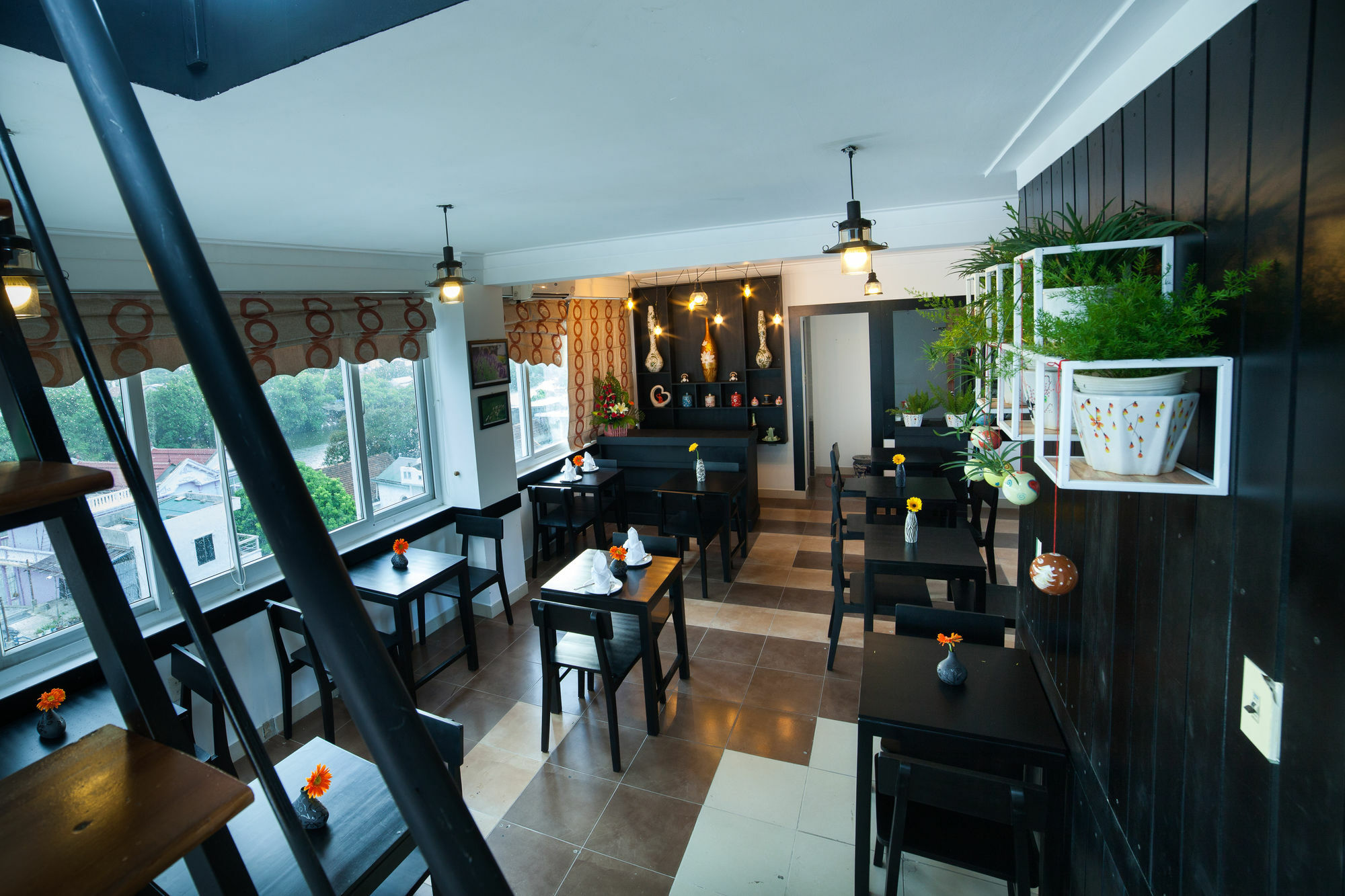 Charming Riverside Hotel Hue Dış mekan fotoğraf