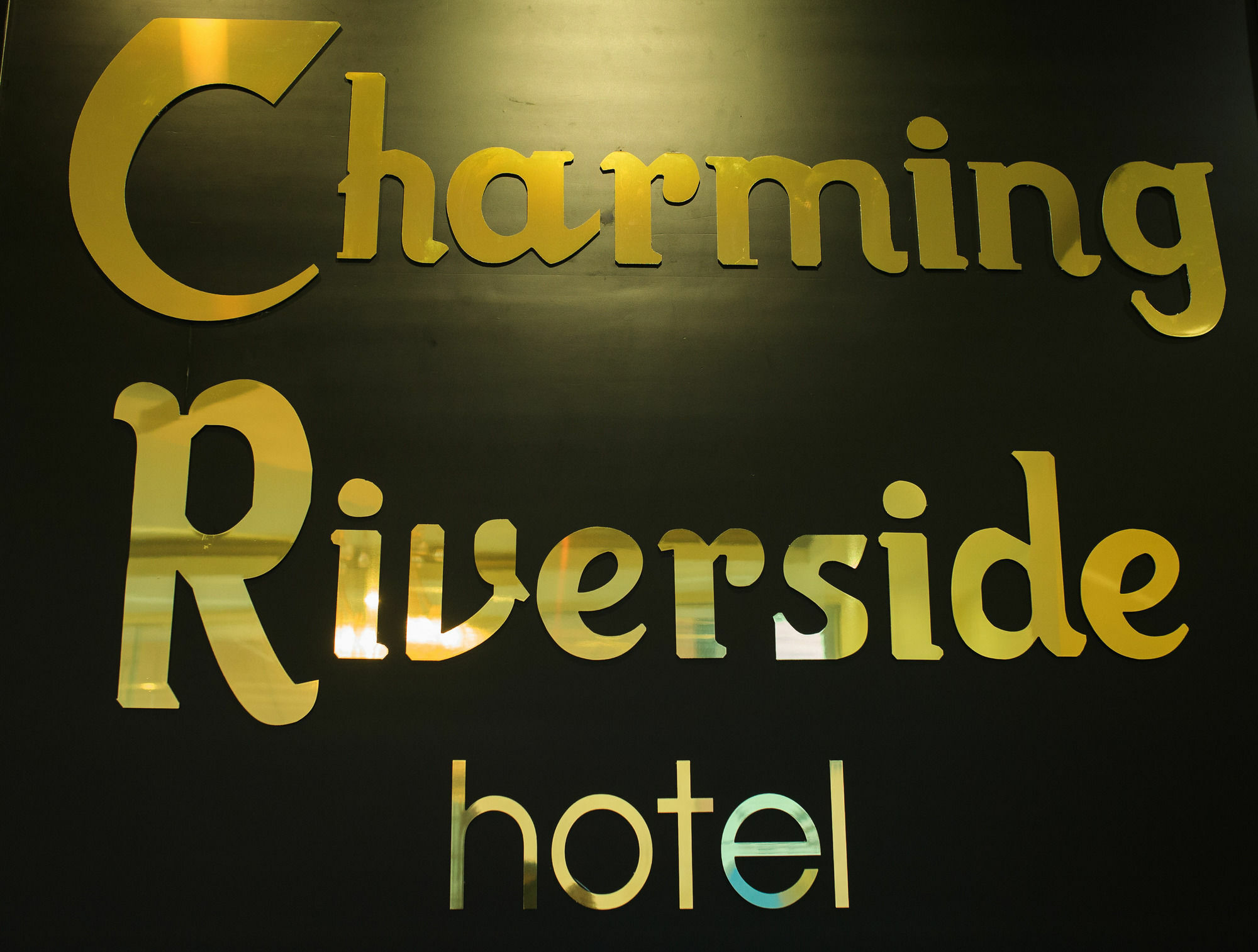 Charming Riverside Hotel Hue Dış mekan fotoğraf